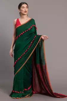 Suta Green & Red Cotton Acrylic Colourblocked Tassled Saree