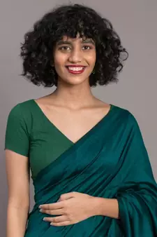 Suta Wome Blue Green Colourblocked Saree
