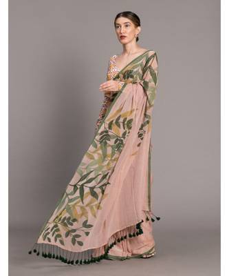 Suta Beige  Green Printed Pure Cotton Hand Painted Saree 3