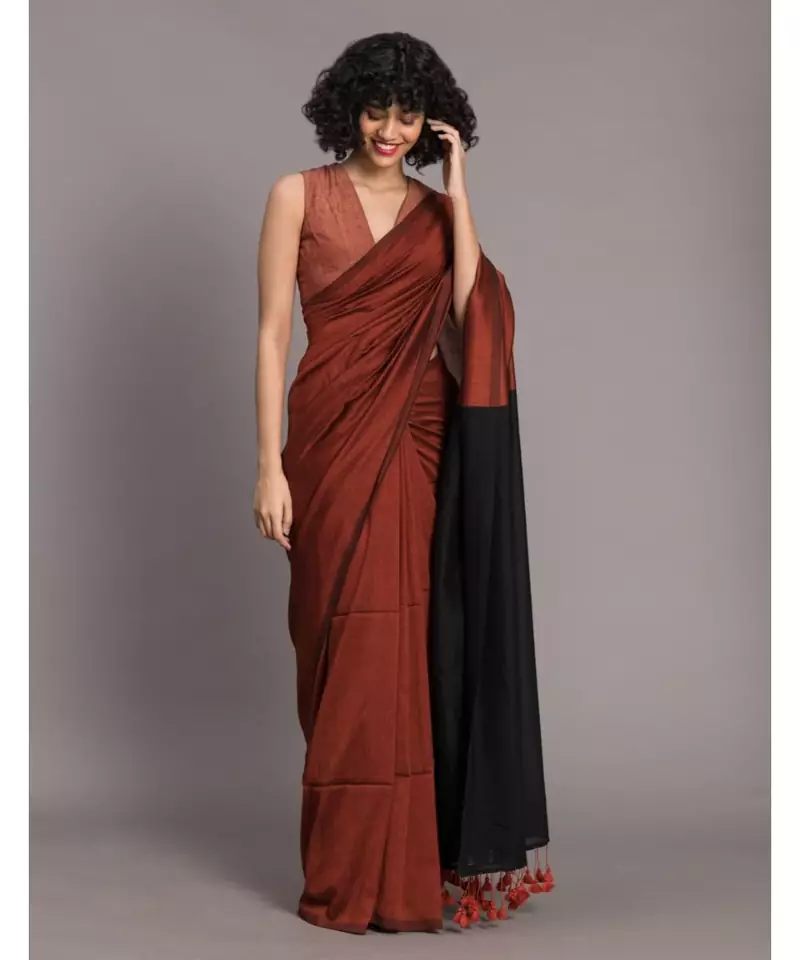 Suta Rust & Black Cotton Blend Colourblocked Saree