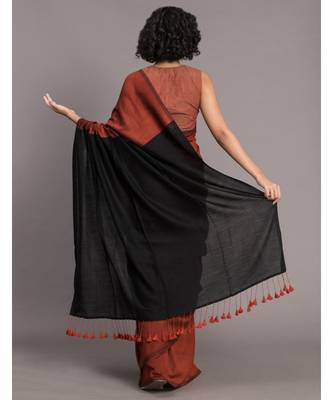 Suta Rust & Black Cotton Blend Colourblocked Saree 5