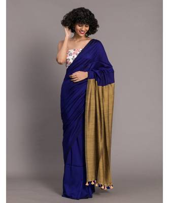 Suta Navy Blue  Gold-Toned Colourblocked Saree 1