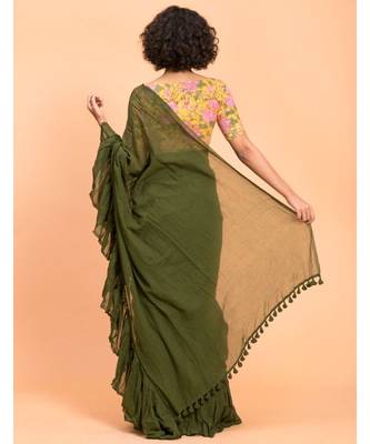 Suta Olive Green Pure Cotton Solid Ruffle Saree 2
