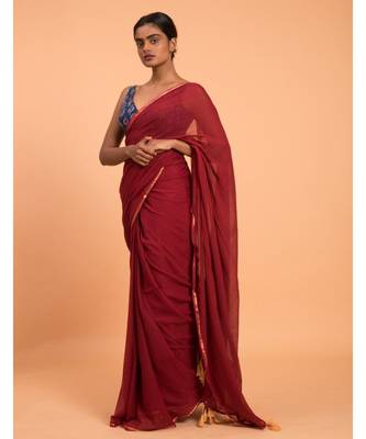 Suta Red Gold-Toned Zari border Pure Cotton Solid Saree 2