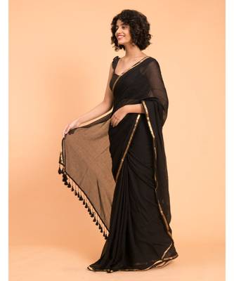 Suta Black Gold-Toned Zari border Pure Cotton Solid Saree 4
