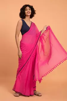 Suta Women Pink  Black Solid Cotton Saree