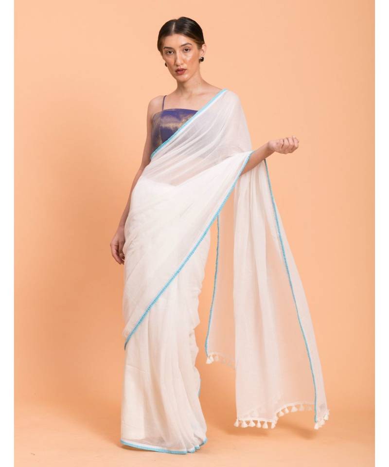 Suta Women White & Blue Solid Cotton Saree