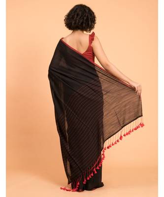 Suta Black  Maroon stripes Solid Cotton Saree 5