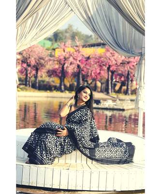 Double Ikkat on Cotton  striking combination of black & white 4