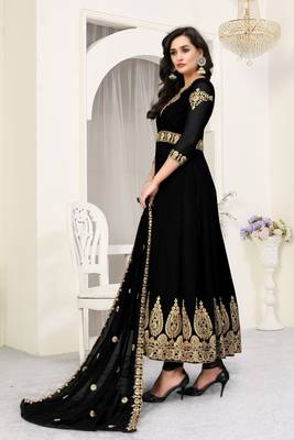 Black embroidered faux georgette salwar 4