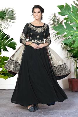 Black embroidered faux georgette salwar 4