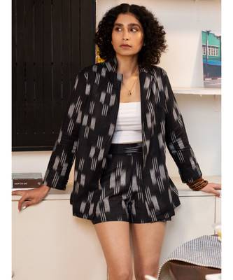 Fabnest womens handloom cotton Ikat coat and short set 3