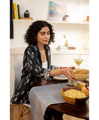 Fabnest womens handloom cotton Ikat black coat 3