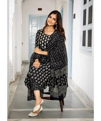 Women's Cotton Printed Kurti with Pant and duppata 3