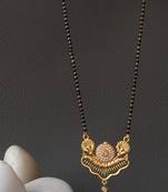 Gold diamond mangalsutra
