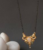 Gold diamond mangalsutra