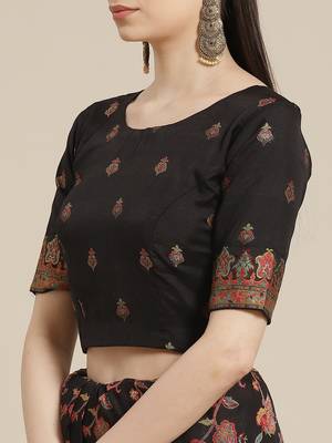 Black woven liva saree with blouse 3